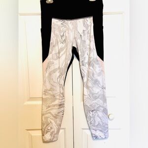 ATHLETA Yoga hi rise Leggings with side pockets